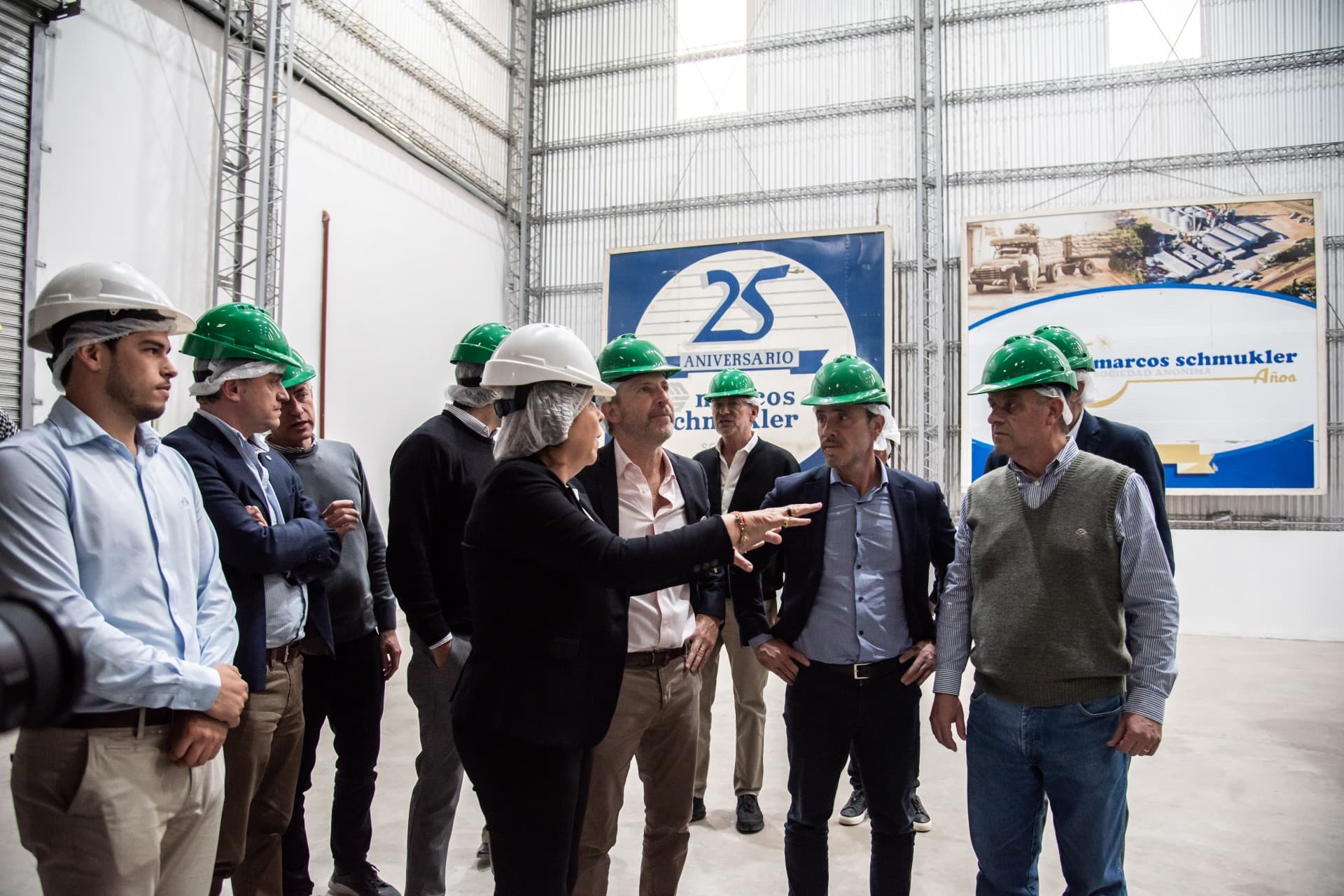 Frigerio visitó una empresa arrocera de San Salvador que amplía su capacidad productiva con financiamiento del CFI - imagen del Gobierno de Entre Rios