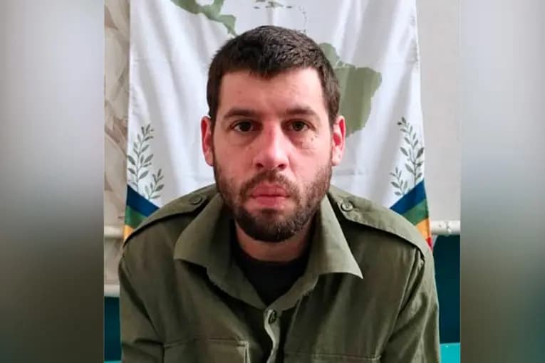 Un argentino aceptó 10 mil dólares para combatir por Rusia y terminó prisionero en Ucrania - imagen de origen