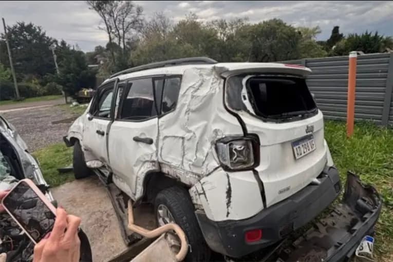 Iba a 140 km/h, filmaba el viaje y chocó contra un poste: “Estaba medio escabio” - imagen de origen