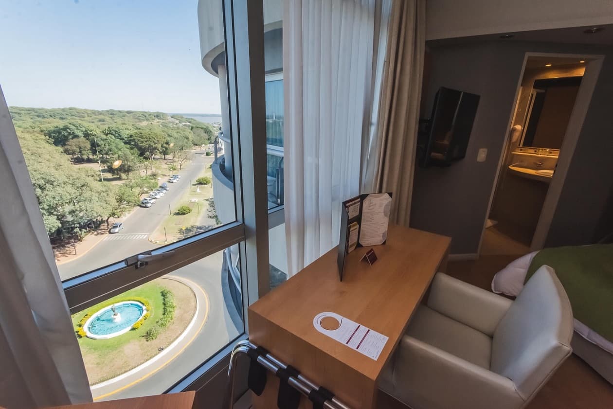 Es oficial la baja de impuestos al turismo en Entre Ríos: cómo quedan las escalas para los distintos prestadores - Dos Florines - imagen de origen