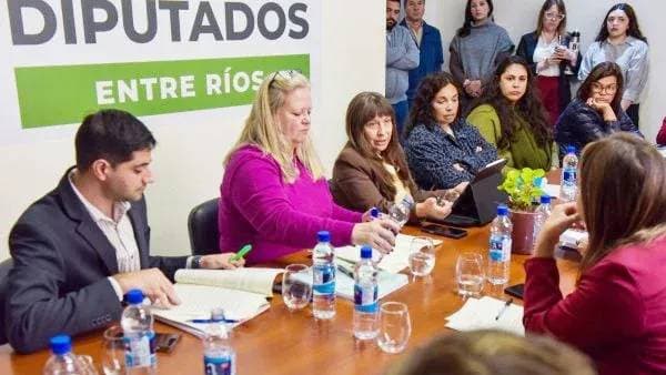 UPCN reclama límites laborales para la transformación digital del Estado entrerriano - imagen de origen