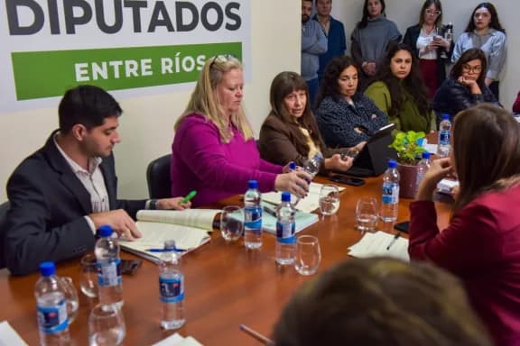Innovación Digital: UPCN reclama garantías para los derechos de los trabajadores - imagen de origen