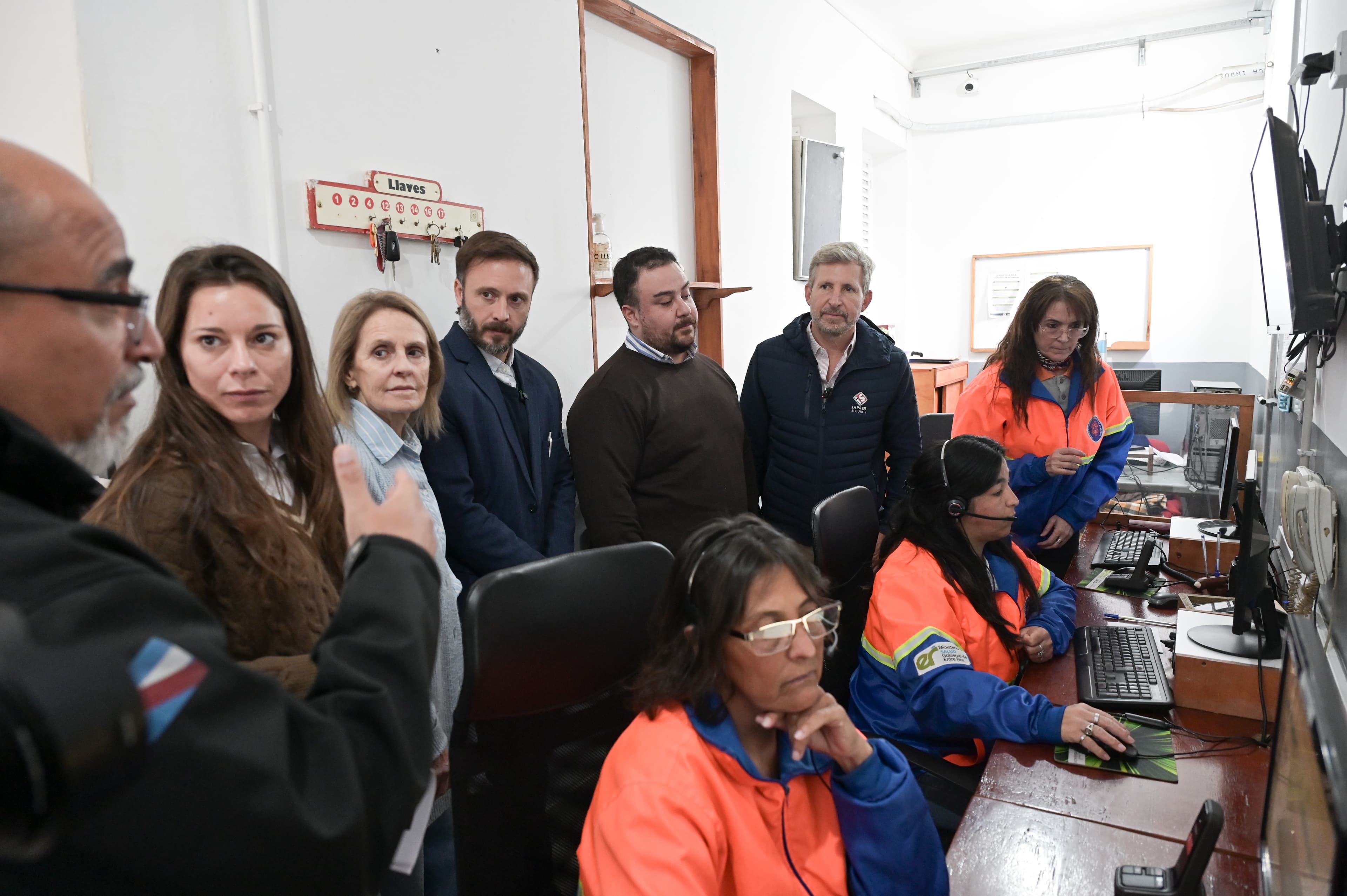 Frigerio recorrió el 107 de Concordia y destacó el fortalecimiento del sistema de emergencias - imagen del Gobierno de Entre Rios