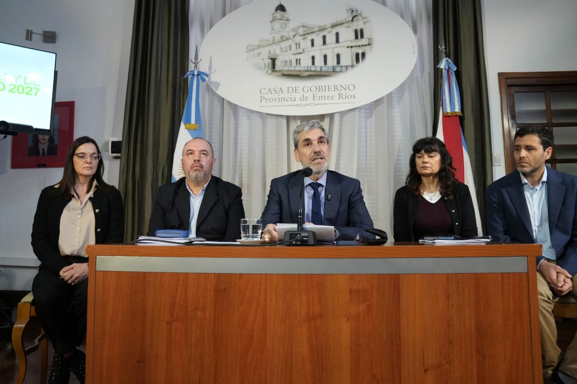 El Ejecutivo provincial presentó el proyecto de Presupuesto 2027 centrado en la inversión pública y el equilibrio fiscal - imagen del Gobierno de Entre Rios