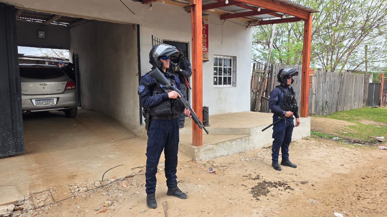 Secuestran cocaína y detienen a un hombre tras cuatro allanamientos en Concordia - Cadena Entrerriana 96.5MHz LRS 798 - imagen de origen