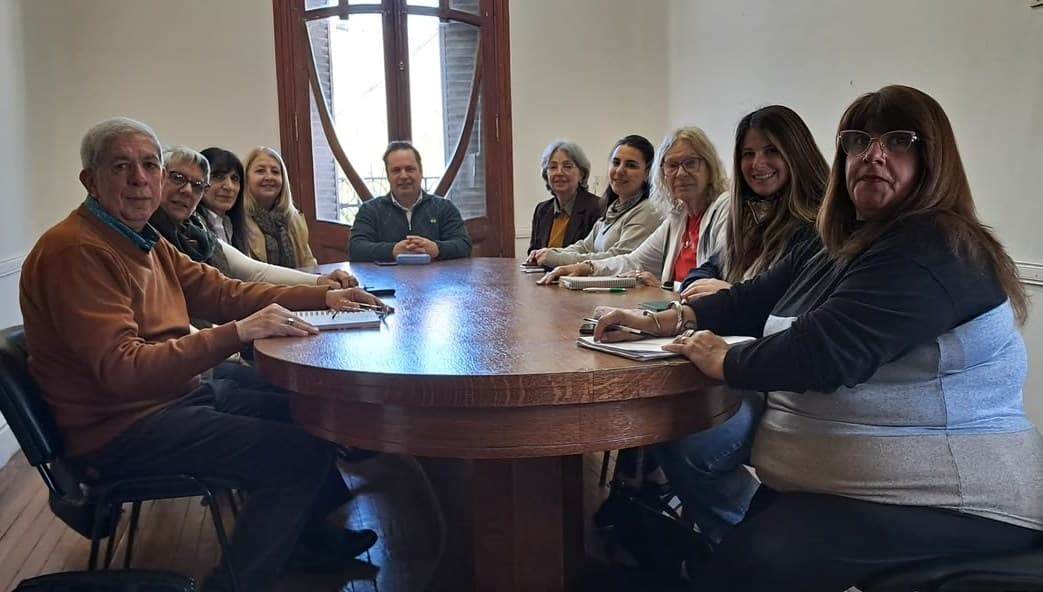 El Consejo Municipal del Adulto Mayor analizó la situación y regulación de las residencias de larga estadía en Concordia - Cadena Entrerriana 96.5MHz LRS 798 - imagen de origen