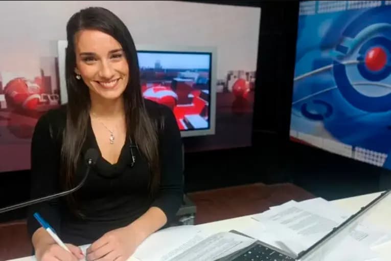 La periodista de Elonce, Bárbara Brunetti, sigue internada en terapia intensiva y continúa su recuperación - imagen de origen