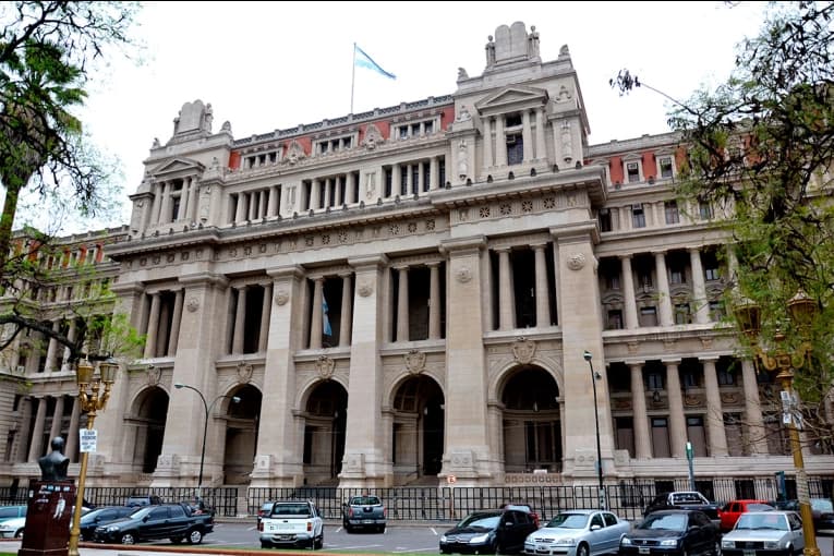 Ley de Tierras: La Corte Suprema se reúne este viernes - imagen de origen