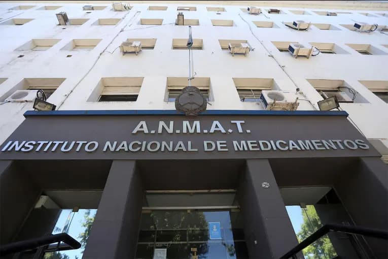 ANMAT prohibió productos médicos y ordenó retirarlos del mercado en todo el país - imagen de origen