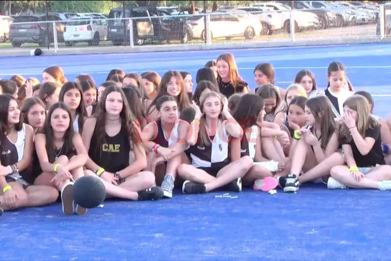 Se inauguró la nueva cancha en El Plumín