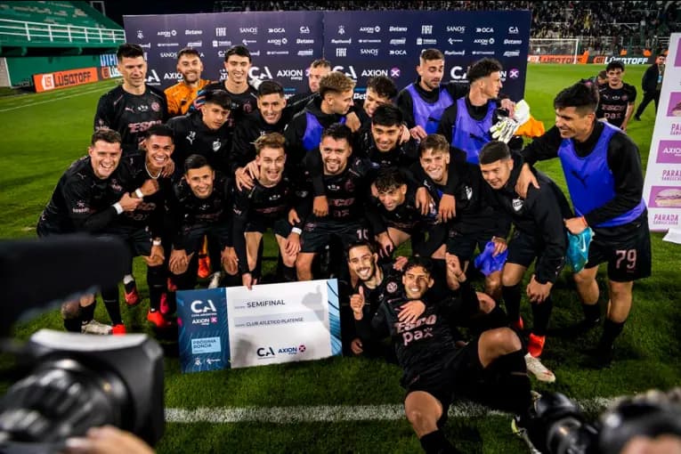 Platense hizo historia: venció a Estudiantes sobre el final y avanzó a semifinales de la Copa Argentina - imagen de origen
