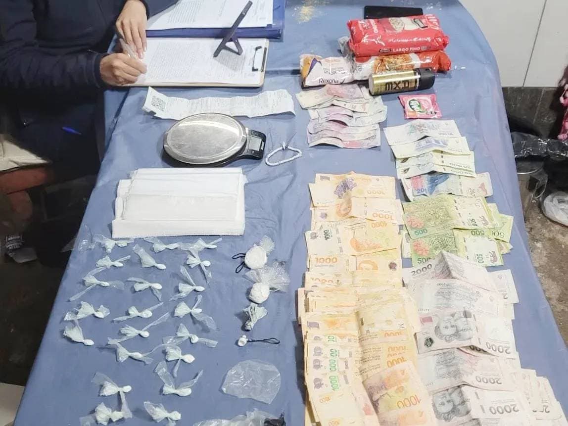 Allanamientos por una defraudación terminaron con secuestro de cocaína - imagen de origen