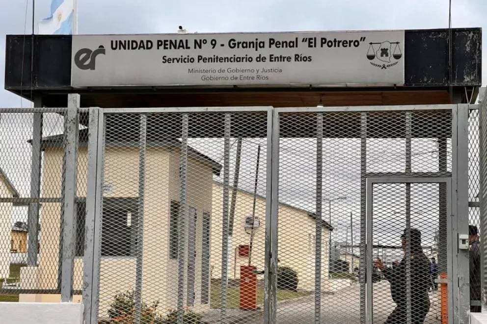 Urribarri preso: el difícil deber de castigar sin dejar de proteger - imagen de origen