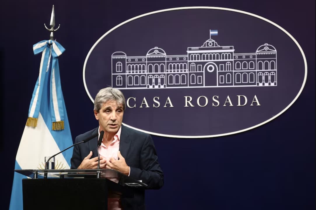 Presupuesto 2027: Milei y Caputo proyectan crecimiento del PBI del 4% e inflación del 18% - Dos Florines - imagen de origen