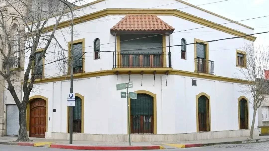 Los hijos del expresidente Dr. Raúl Alfonsín donaron la casa de su padre al Municipio de Chascomús - imagen de origen
