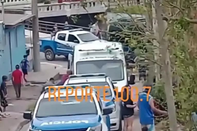 Habrían golpeado, atado y rociado con nafta a un joven en barrio Puerto Viejo - imagen de origen