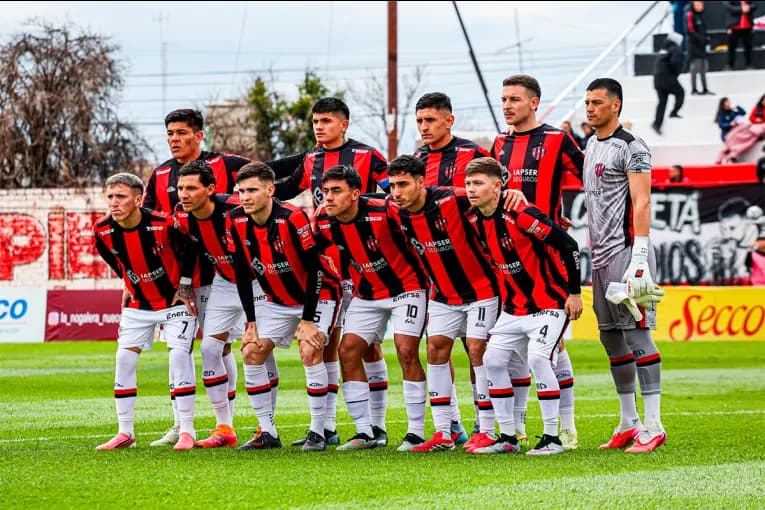 Patronato visita a Nueva Chicago en un duelo clave por la permanencia en la categoría - imagen de origen