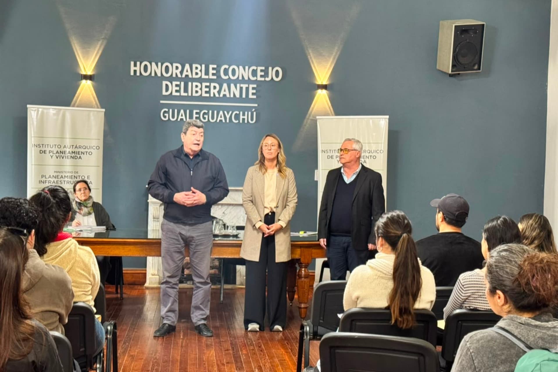 En Gualeguaychú se llevó adelante una nueva licitación para el acceso directo a viviendas - imagen del Gobierno de Entre Rios