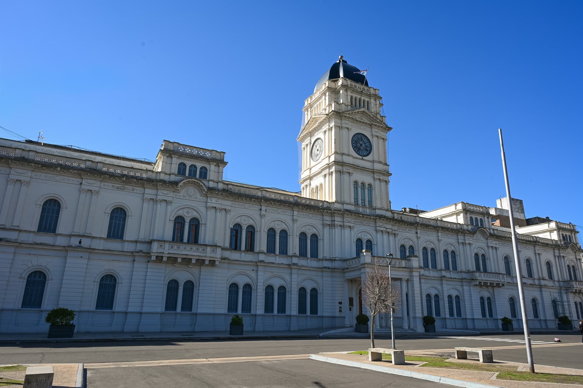 El gobierno confirmó un aumento del 3,5 por ciento y continuará trabajando en una mejora salarial - imagen del Gobierno de Entre Rios
