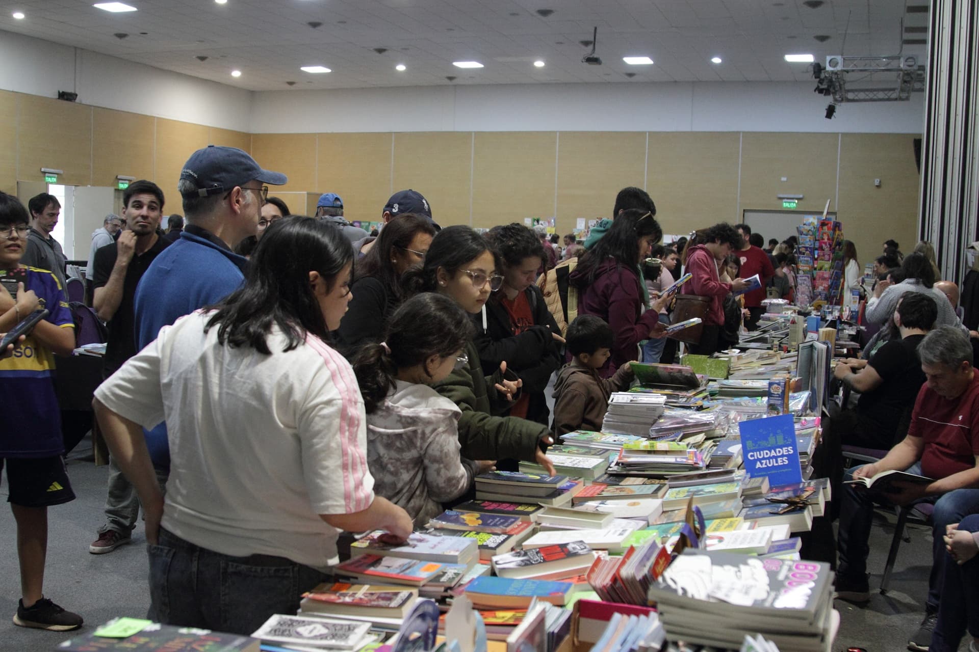 Con miles de visitantes y destacados autores nacionales, cerró la Feria Provincial del Libro en Concordia - imagen del Gobierno de Entre Rios