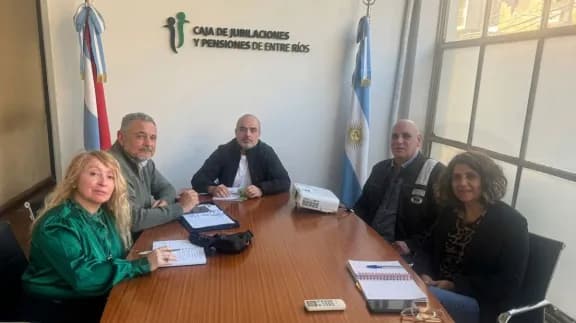 ATE planteó ante la Caja de Jubilaciones mejoras laborales y capacitaciones para ascensos - imagen de origen