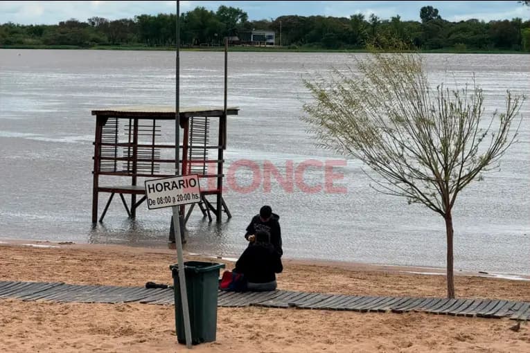 En Paraná, el río alcanzó los 4,06 metros.
