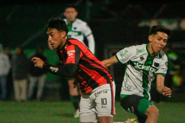 Patronato empató con Nueva Chicago y se mantiene afuera del descenso - imagen de origen